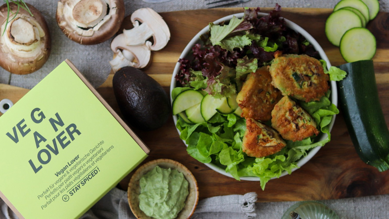 Image of Gefüllte Avocadoschnitzerl – kreativ, knusprig, vegetarisch