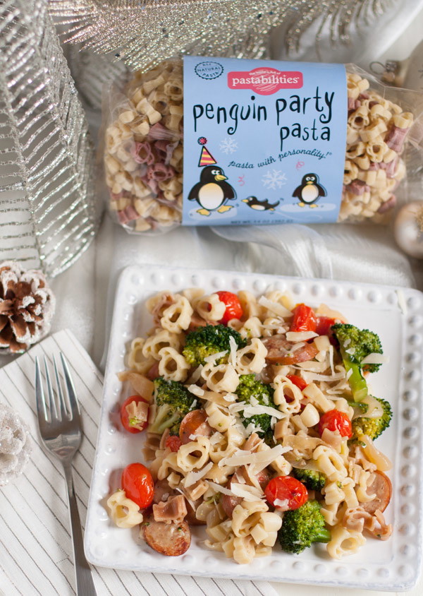 Pasta Toss with Chicken Sausage, Broccoli, and Tomatoes