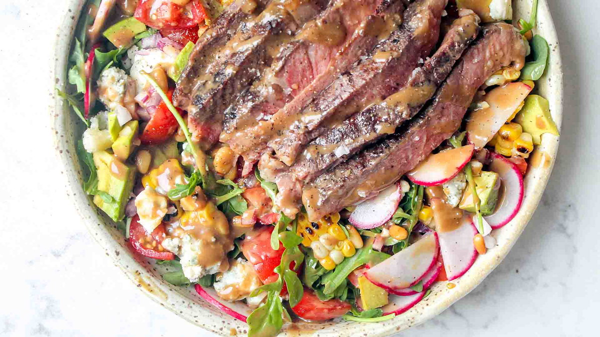 Balsamic Grilled Steak & Blue Cheese Salad