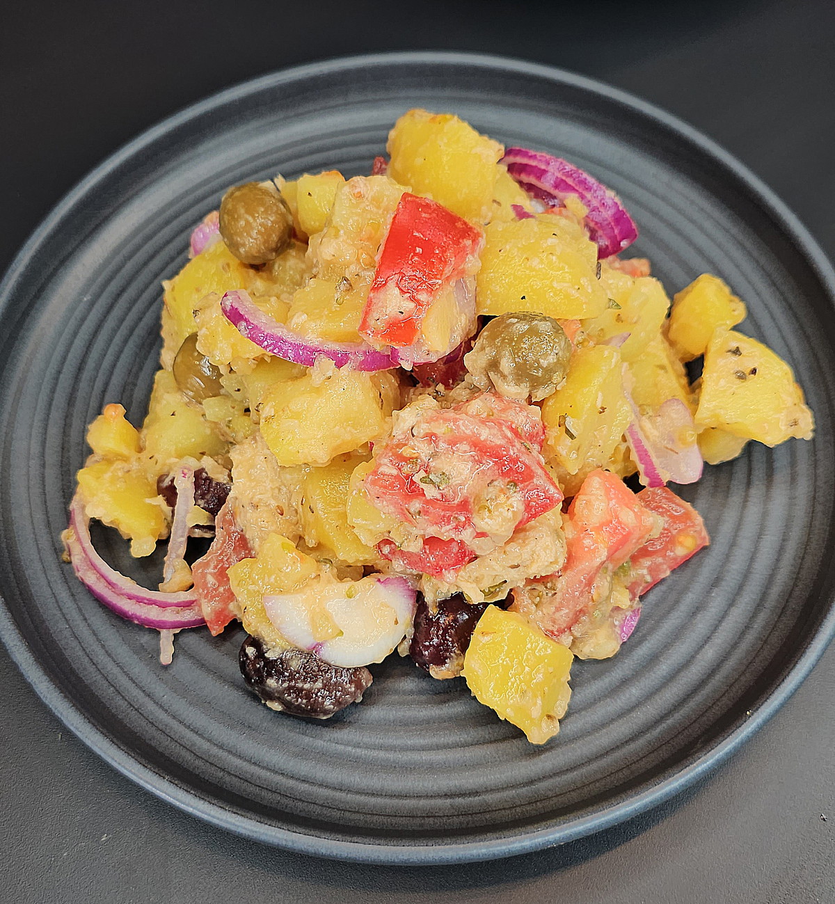 Sommerlicher Kartoffel-Thunfisch-Salat