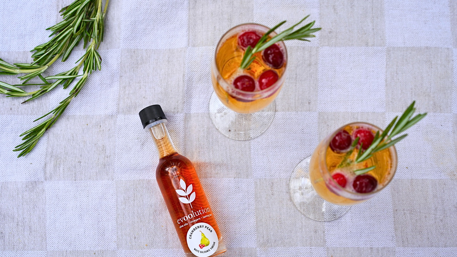 Image of Sparkling Wine with Cranberry Pear Balsamic