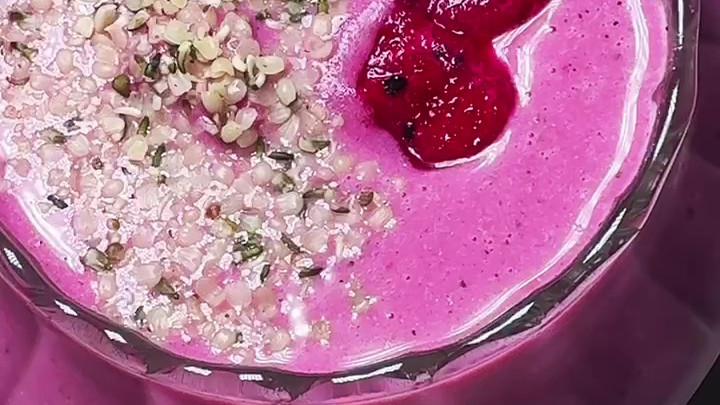 Image of Dragonfruit Berry Smoothie