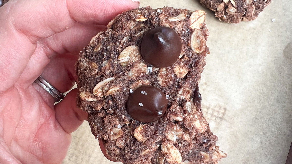 Collagen Reese’s Oatmeal Cookies recipe