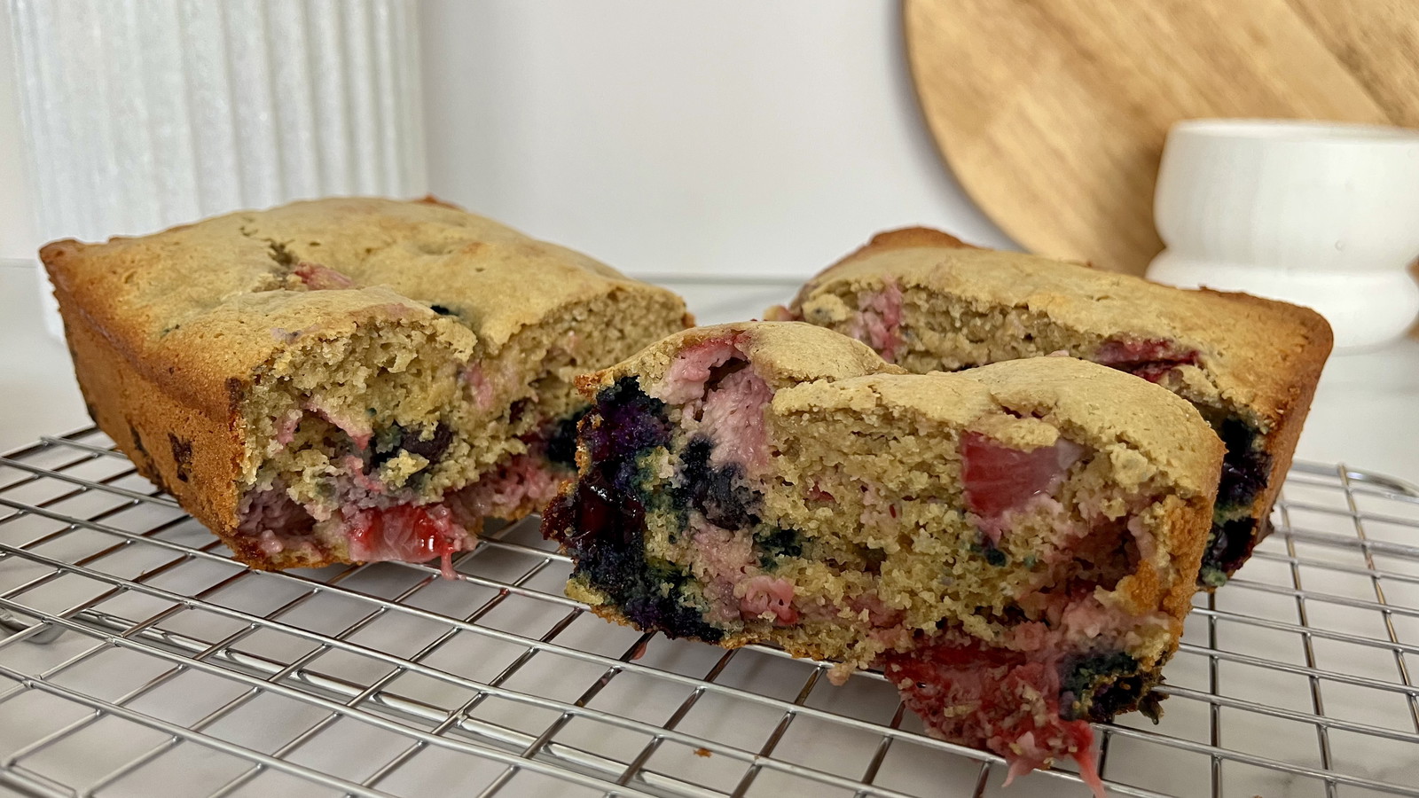 Image of Berry Collagen Loaf