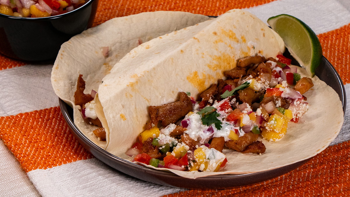 Juicy Chicken Tacos and Tangy Mango Salsa