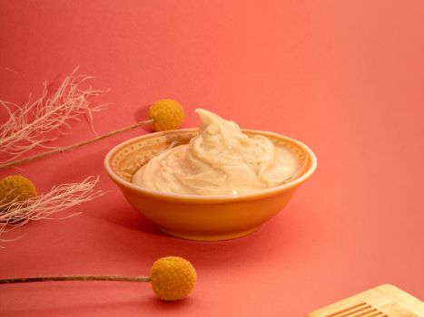 Image of Strengthening and growth-boosting whipped cream for hair