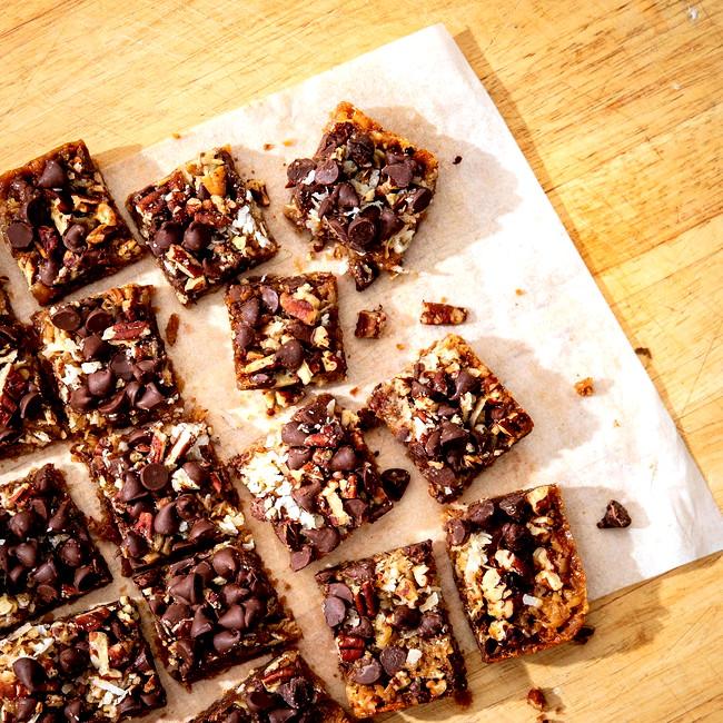 Image of Sunday Night<sup>®</sup> Chocolate Hello Helen Bars