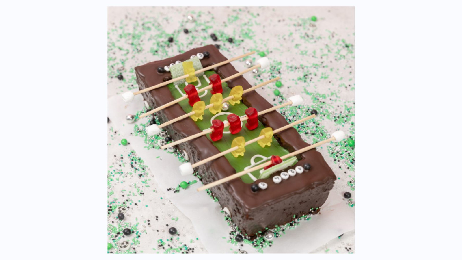 Image of Fußball Schokokuchen Tischkicker