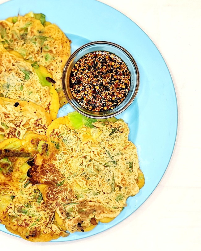 Scallion Pancakes with topped with various ingredients