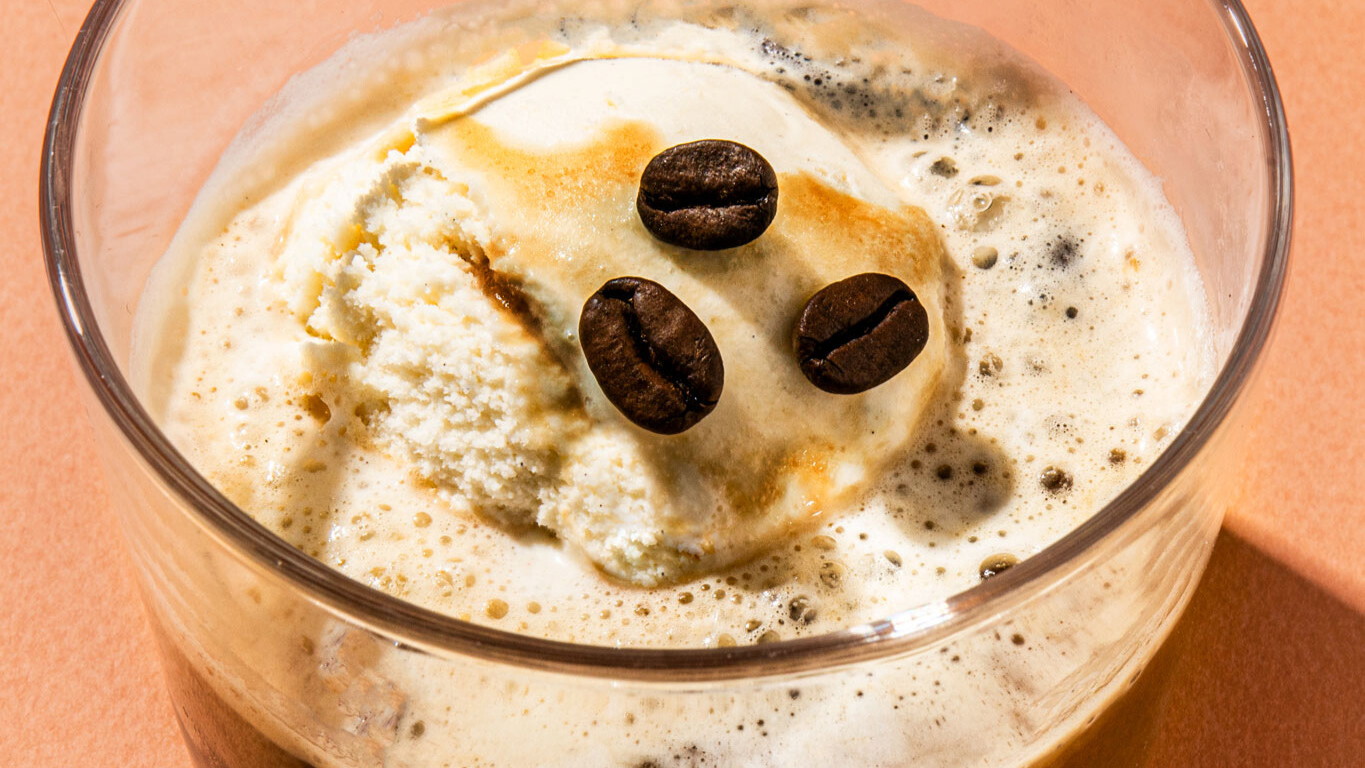Image of Alkoholfreier Espresso Martini Affogato