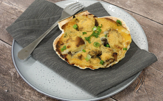 Scallop Gratin with Morels & Green Asparagus