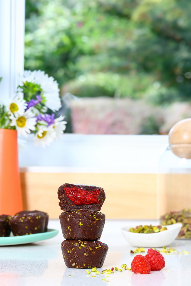 Image of No-Bake Choco-Raspberry Tarts