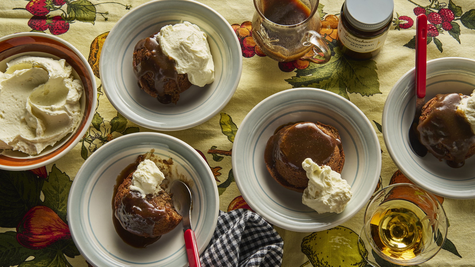Image of Gingerbread Sticky Date Pudding
