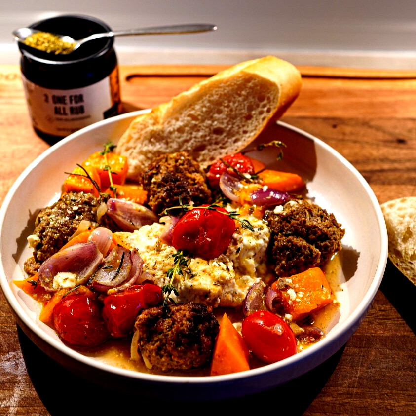 Gefllter Hokkaido-Krbis mit Hackfleisch & Feta