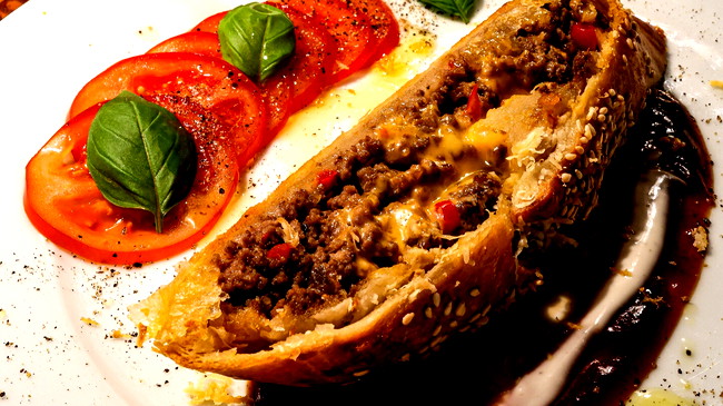 Image of Blätterteig mit Hackfleisch