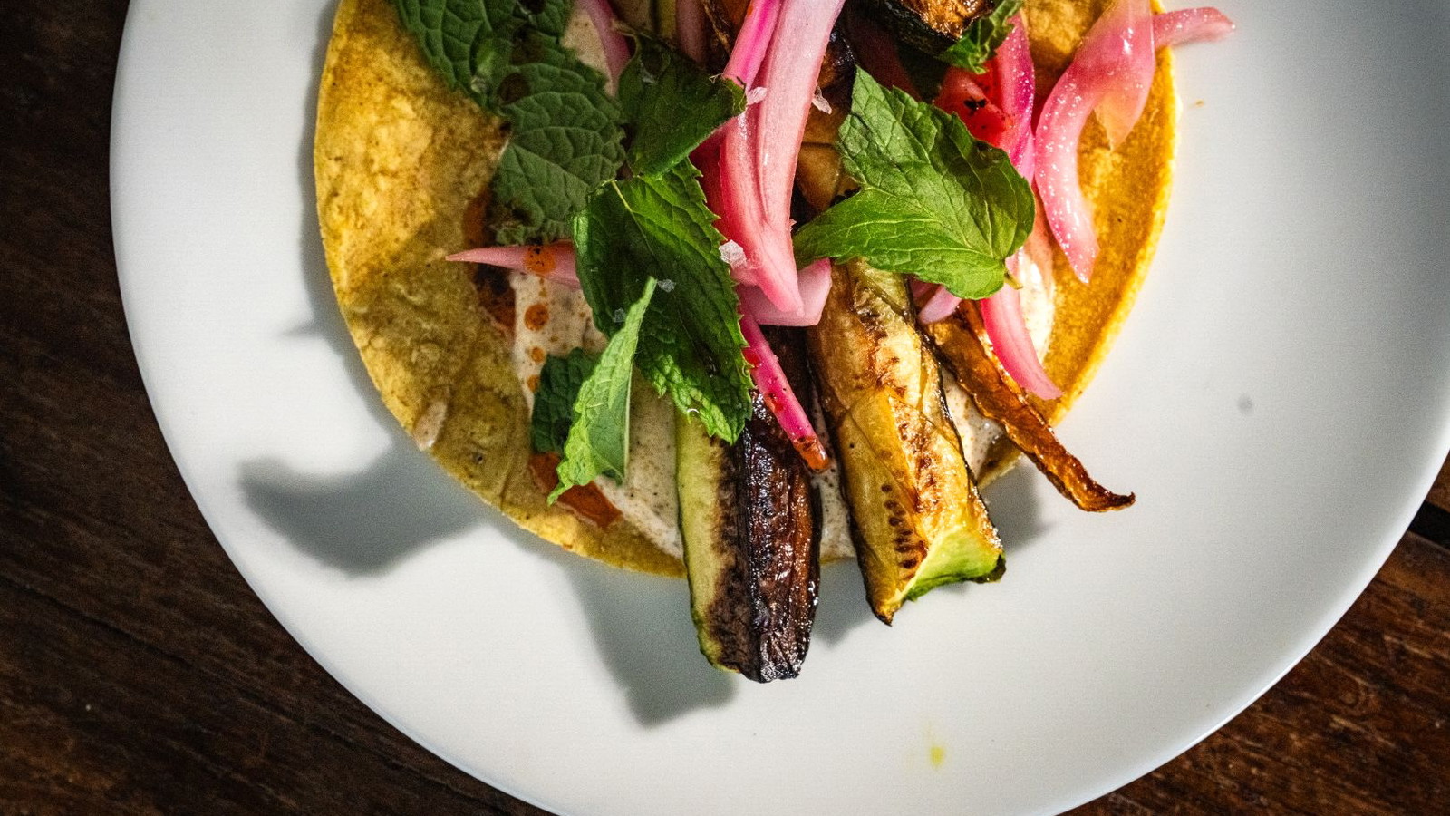 Imagen de Tacos crujientes de calabaza de verano