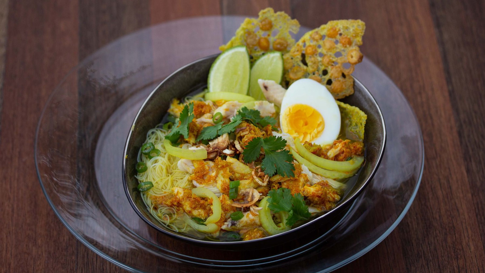 Image of Nudelsuppe aus Myanmar - Mohinga