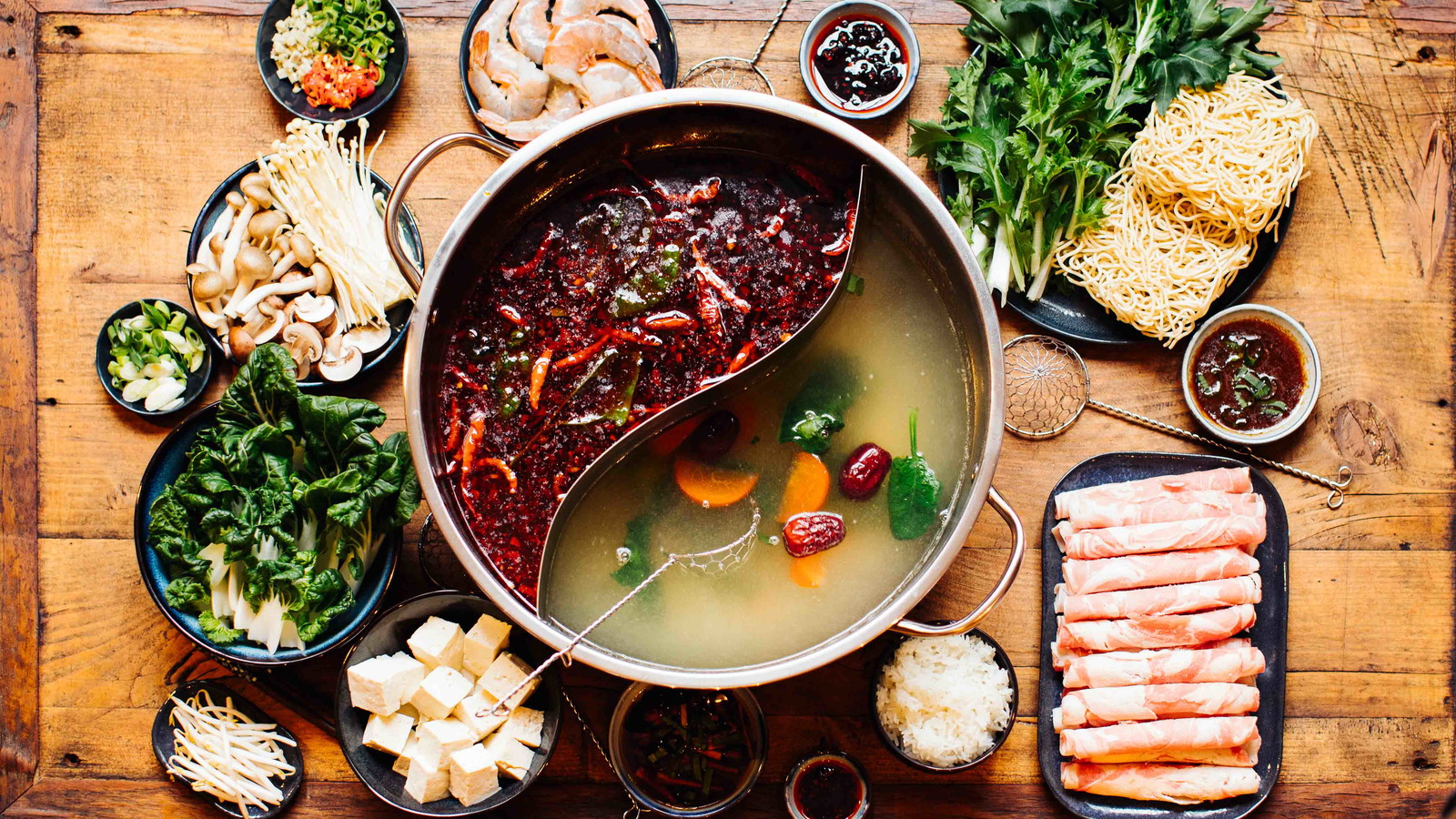 Image of Hot Pot - Chinesisches Fondue Szechuan Stil