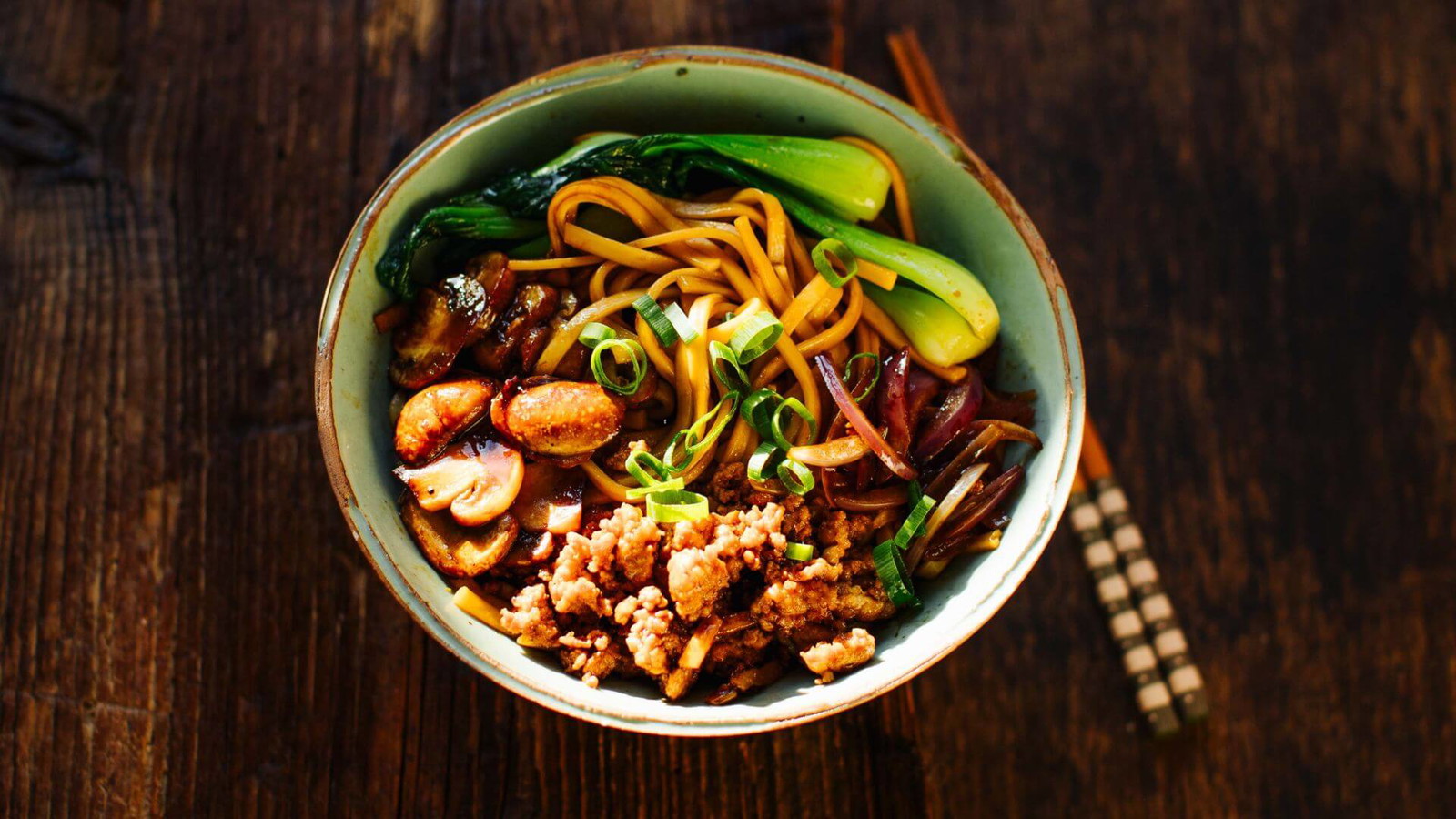 Image of Yaki Udon - Gebratene Udon-Nudeln aus dem Wok