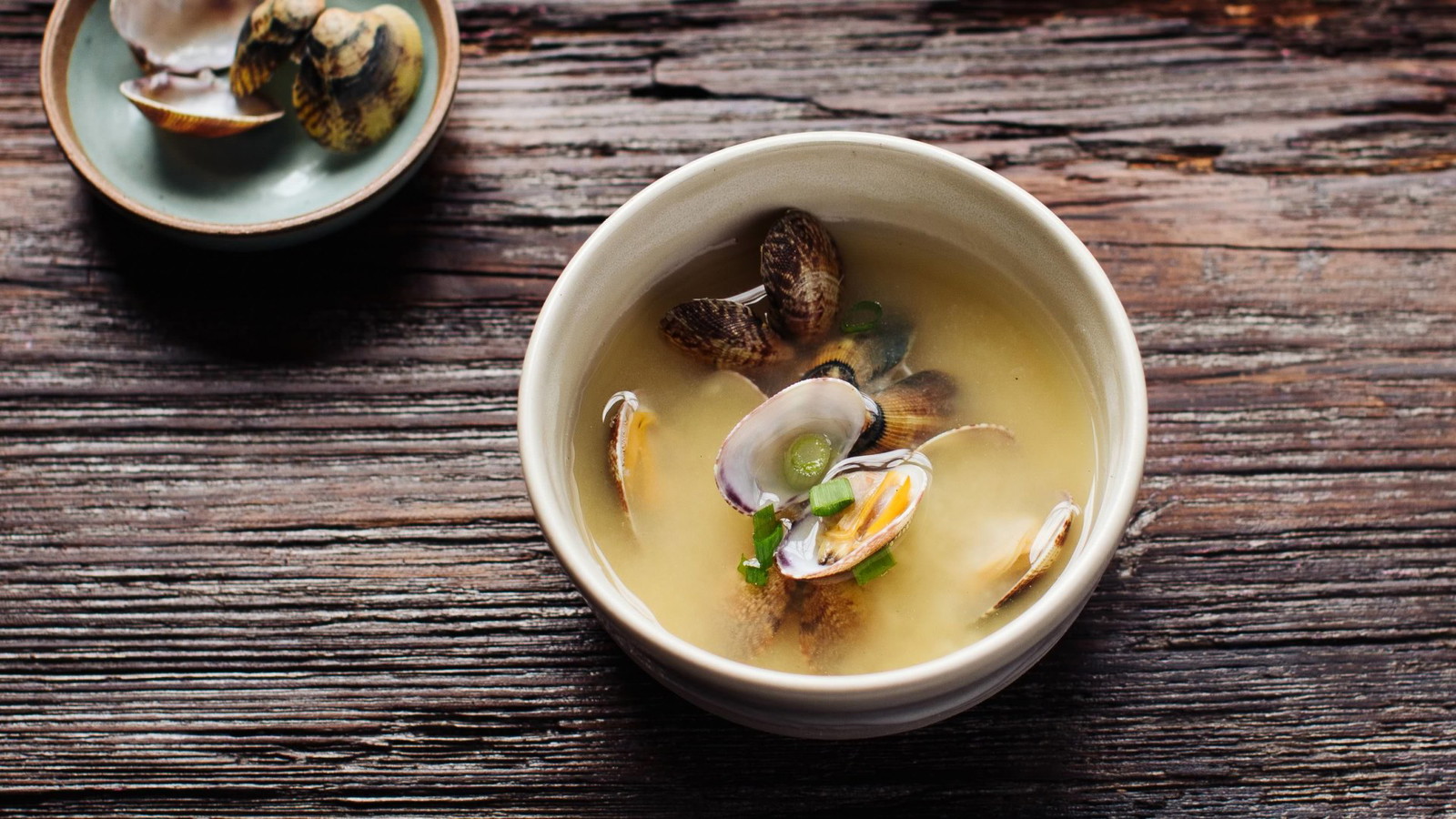 Image of Miso-Suppe mit Venusmuscheln