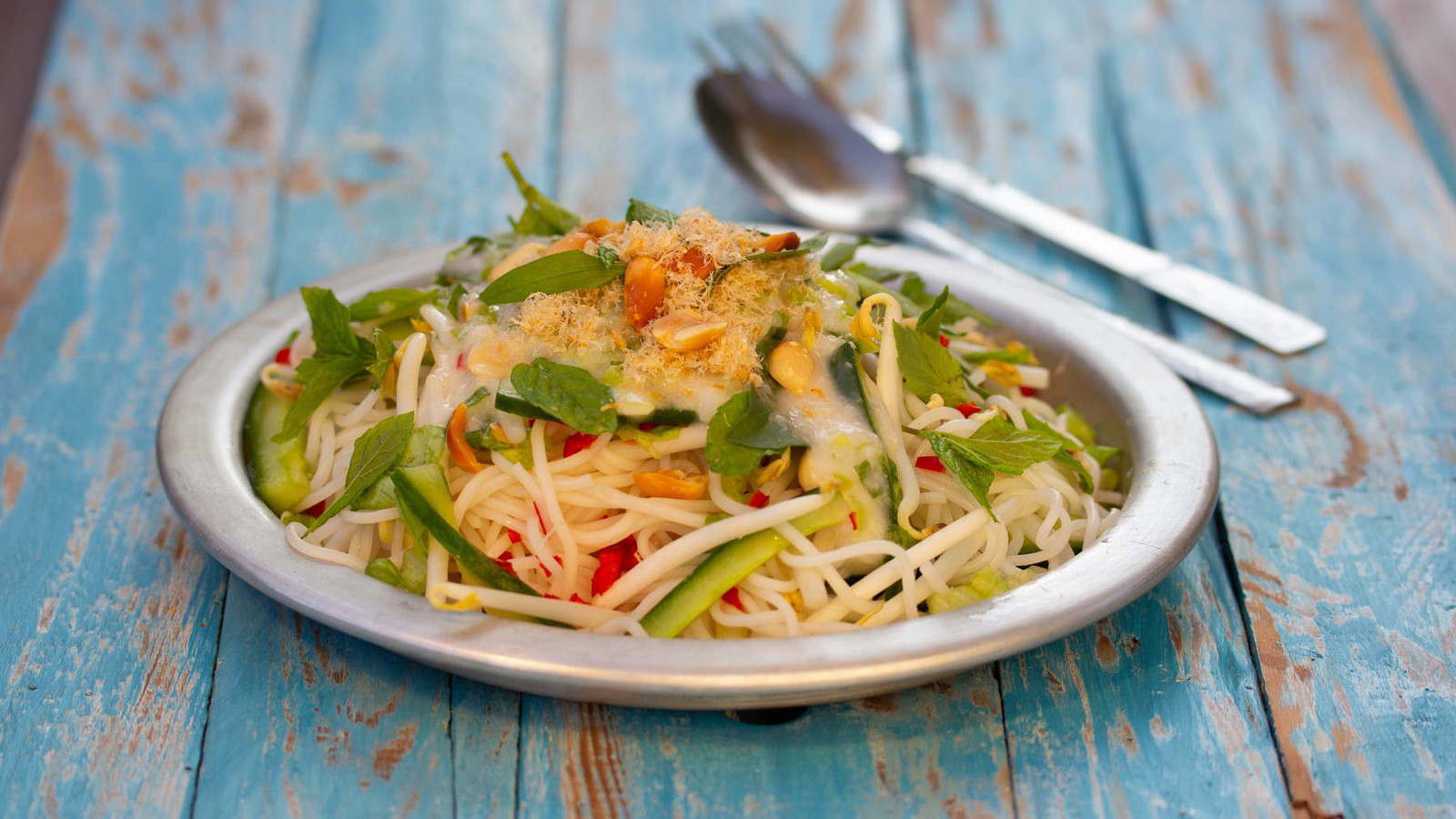 Image of Reisnudelsalat mit Kokosdressing aus Kampot