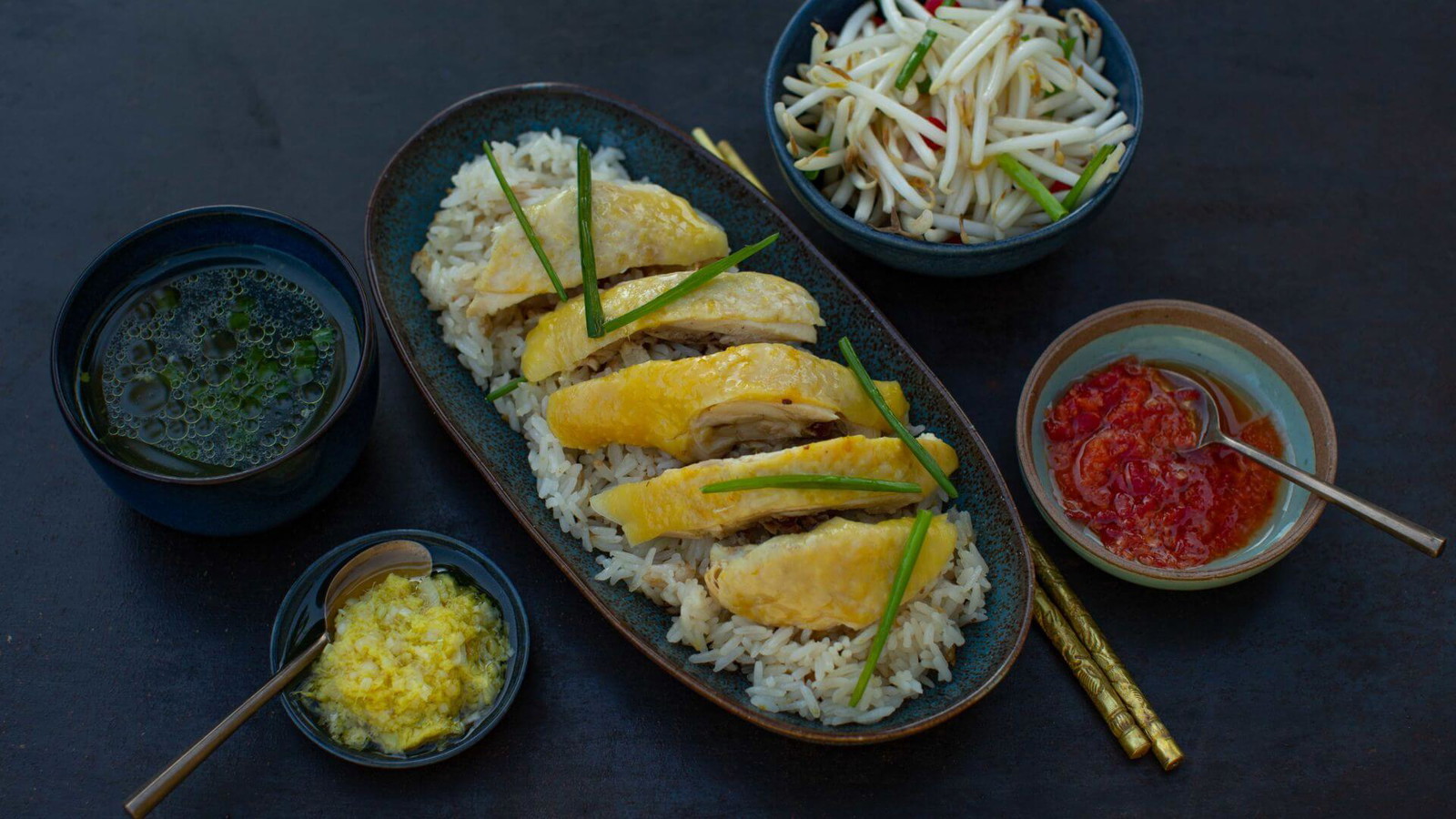 Image of Hainan Chicken Rice - Hähnchen mit Hühnerreis