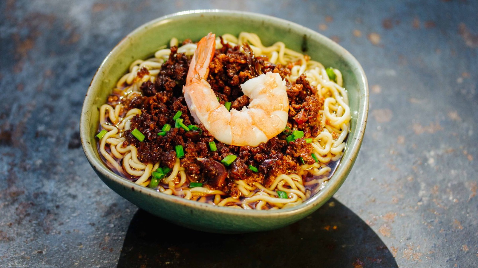 Image of Danzai Nudelsuppe - Dan Zai Mian