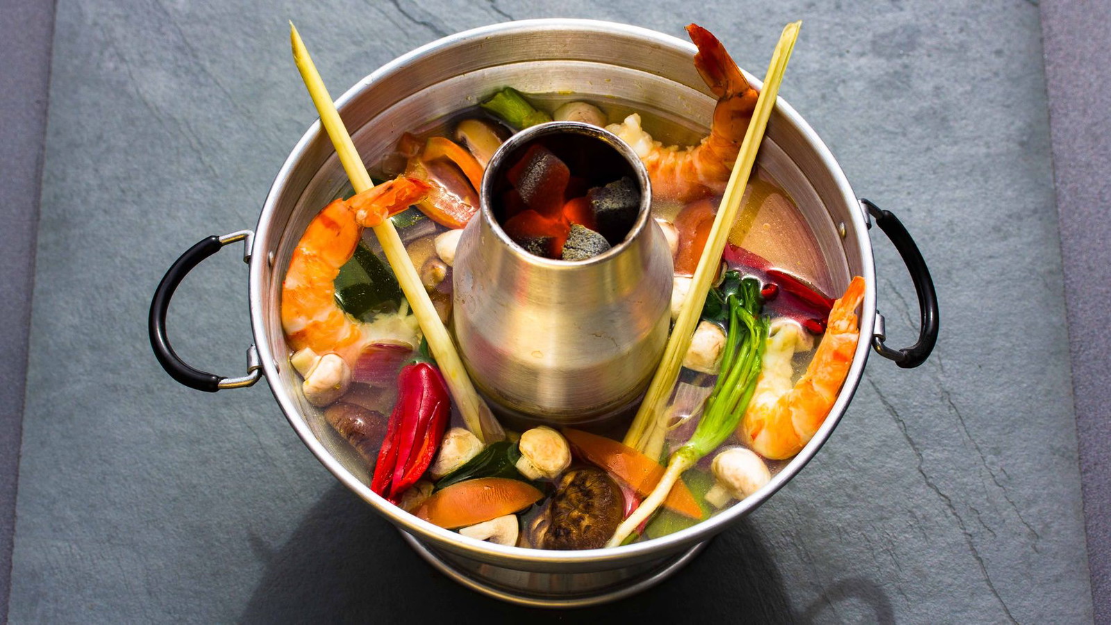 Image of Tom Yam Gung - Scharf-Saure Garnelensuppe aus Thailand