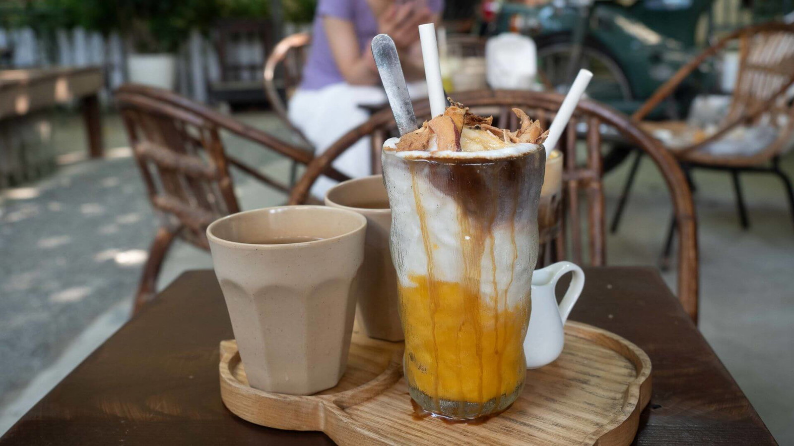 Image of Ca Phe Xoai Dua - Mango-Kokos Kaffee