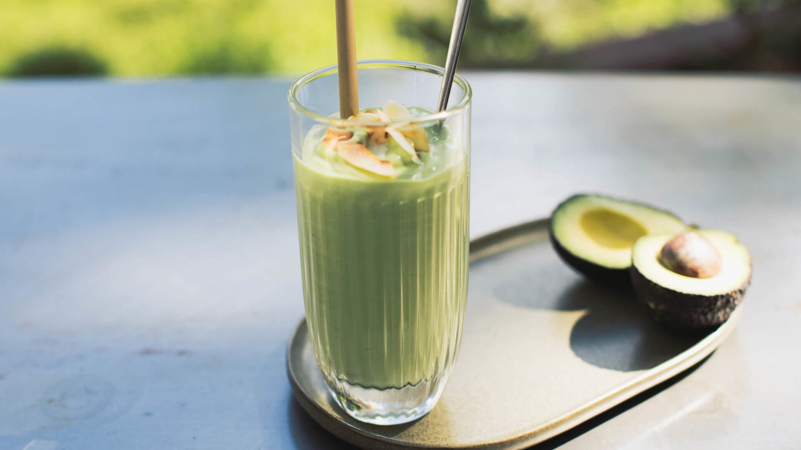 Image of Sinh To Bo - Avocado Smoothie mit Kokosnuss aus Vietnam