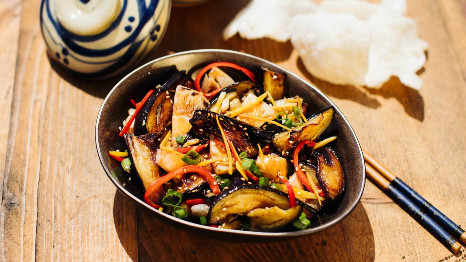 Image of Warmer Jackfruit-Auberginen-Salat