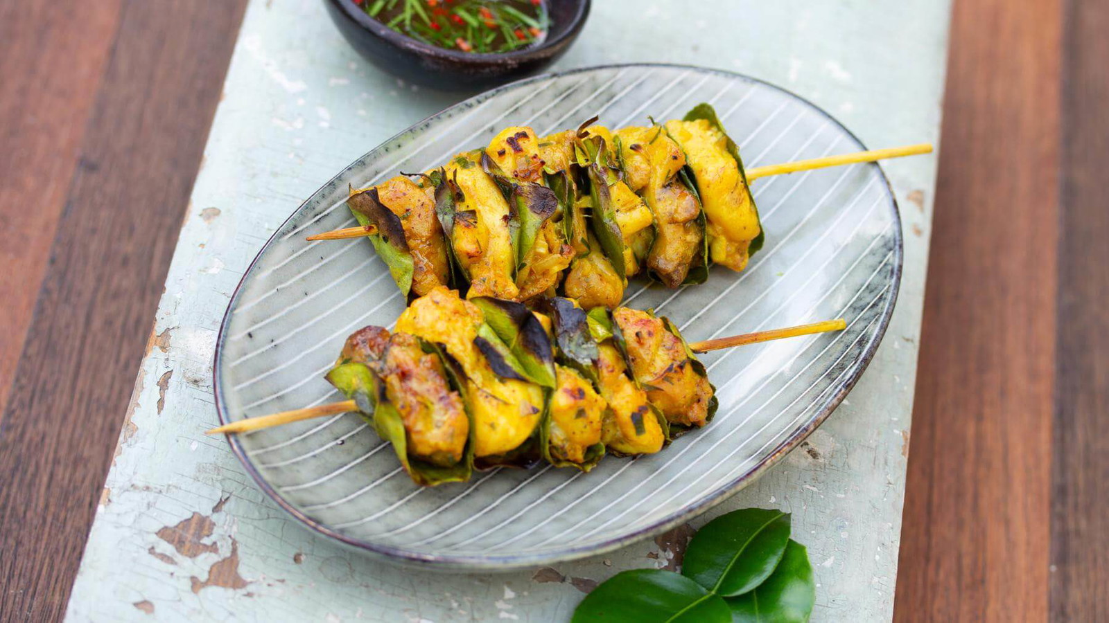 Image of Gegrilltes Hähnchen im Limettenblatt