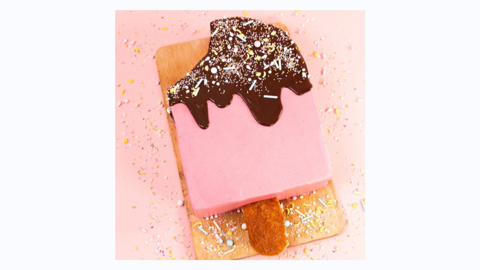 Image of Eis-Lettercake mit Himbeer-Quark-Creme
