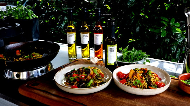 Image of Gebratene Mie-Nudeln mit Gemüse