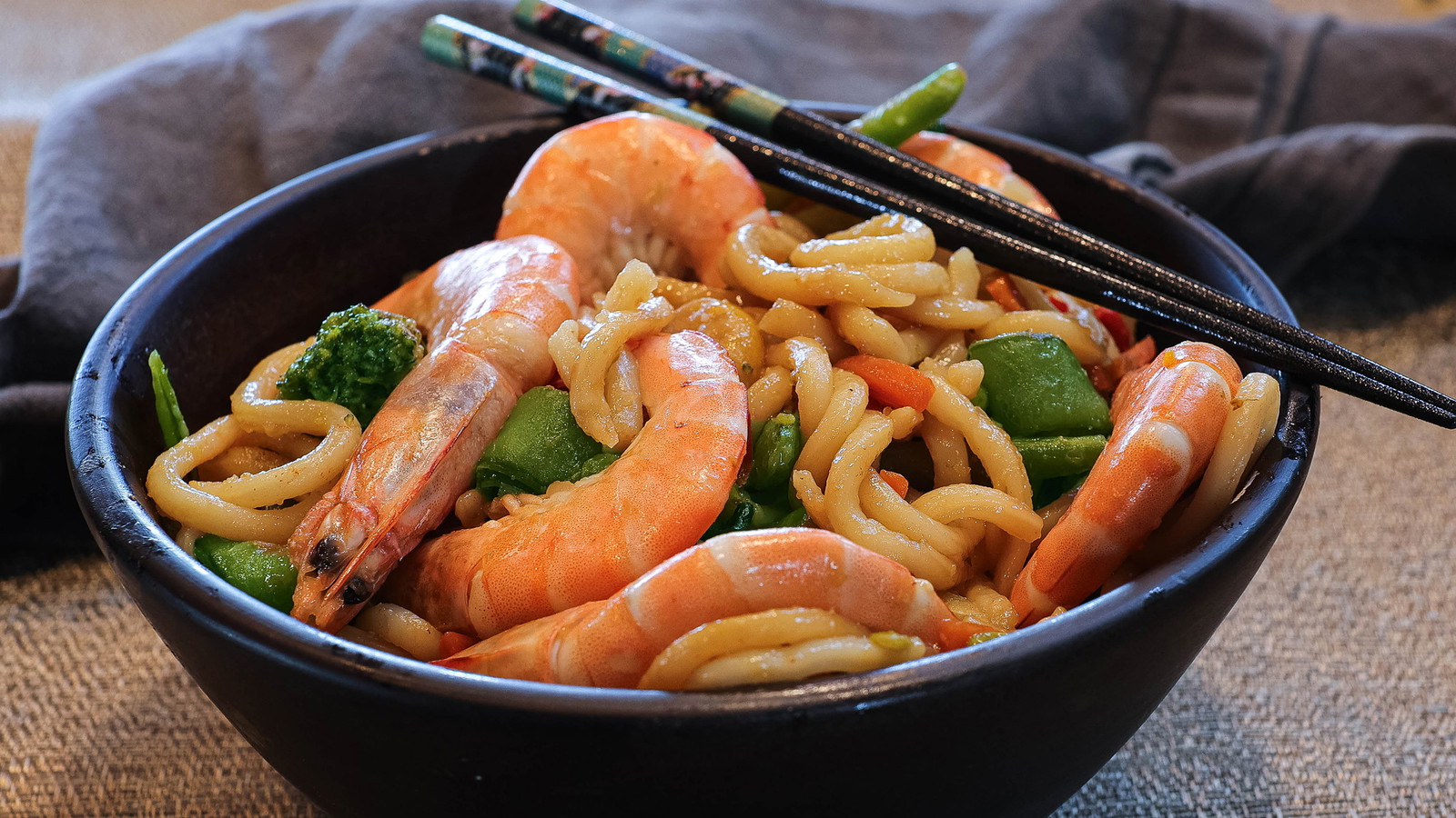 Image of Udon Noodles with Shrimp