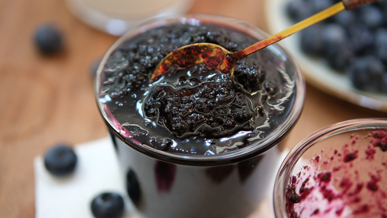 Image of No-Stir, No-Mess Blueberry Jam Recipe | Rice Cooker Hack!