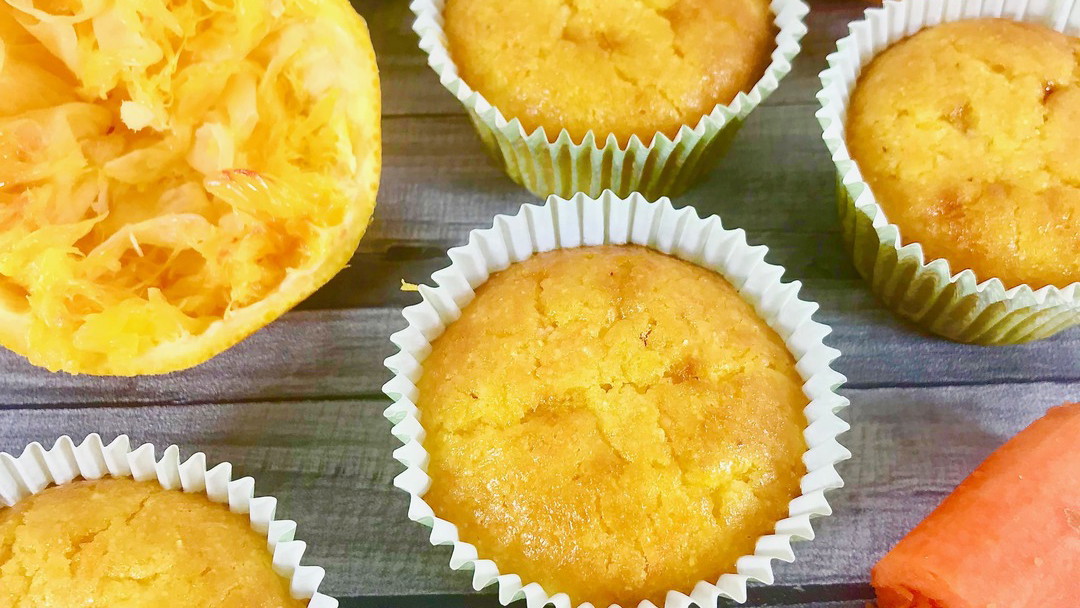 Image of Muffins med morot och blodapelsin