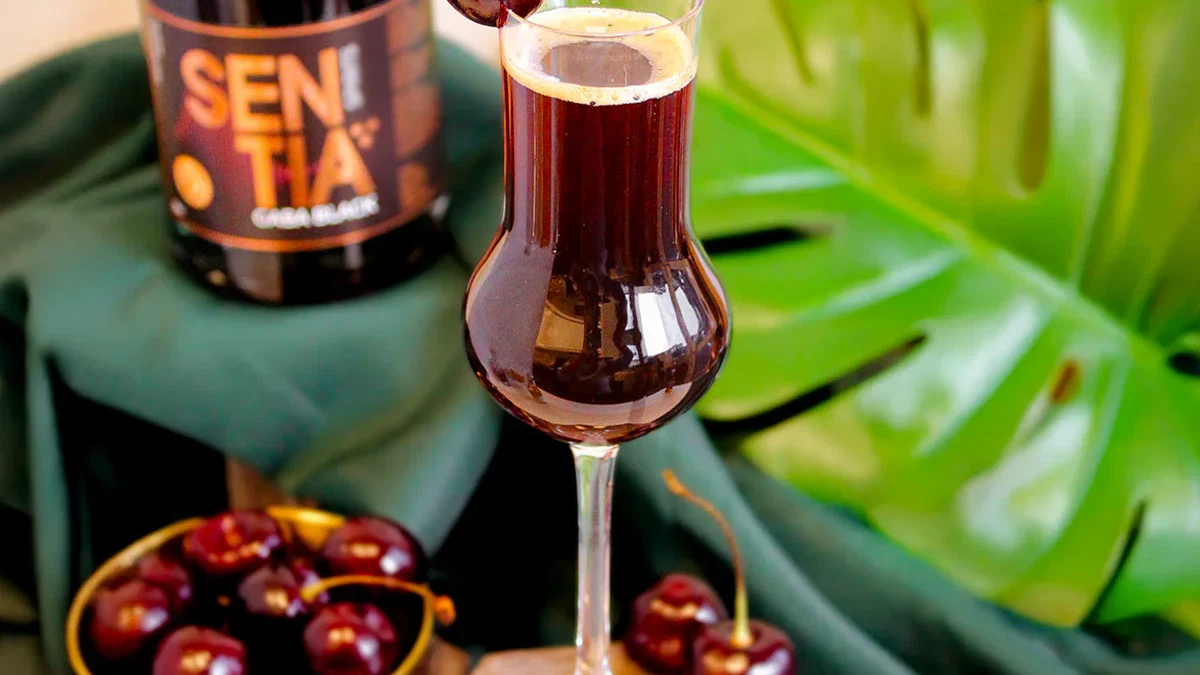 Image of Black Cherry Libre
