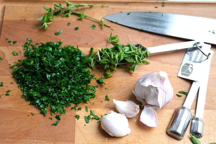 Image of Chop/mince sauce ingredients as needed