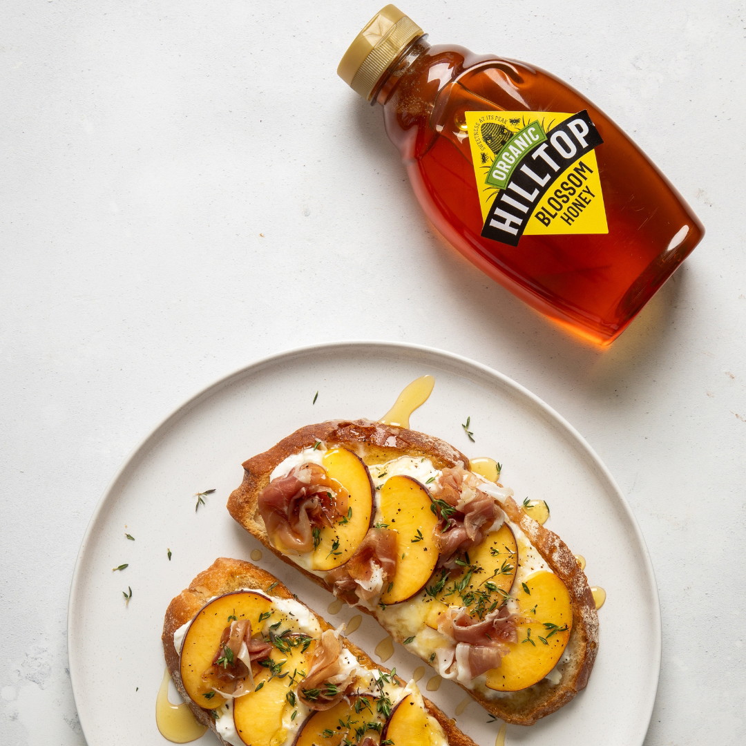 Peaches burrata with honey & salty prosciutto