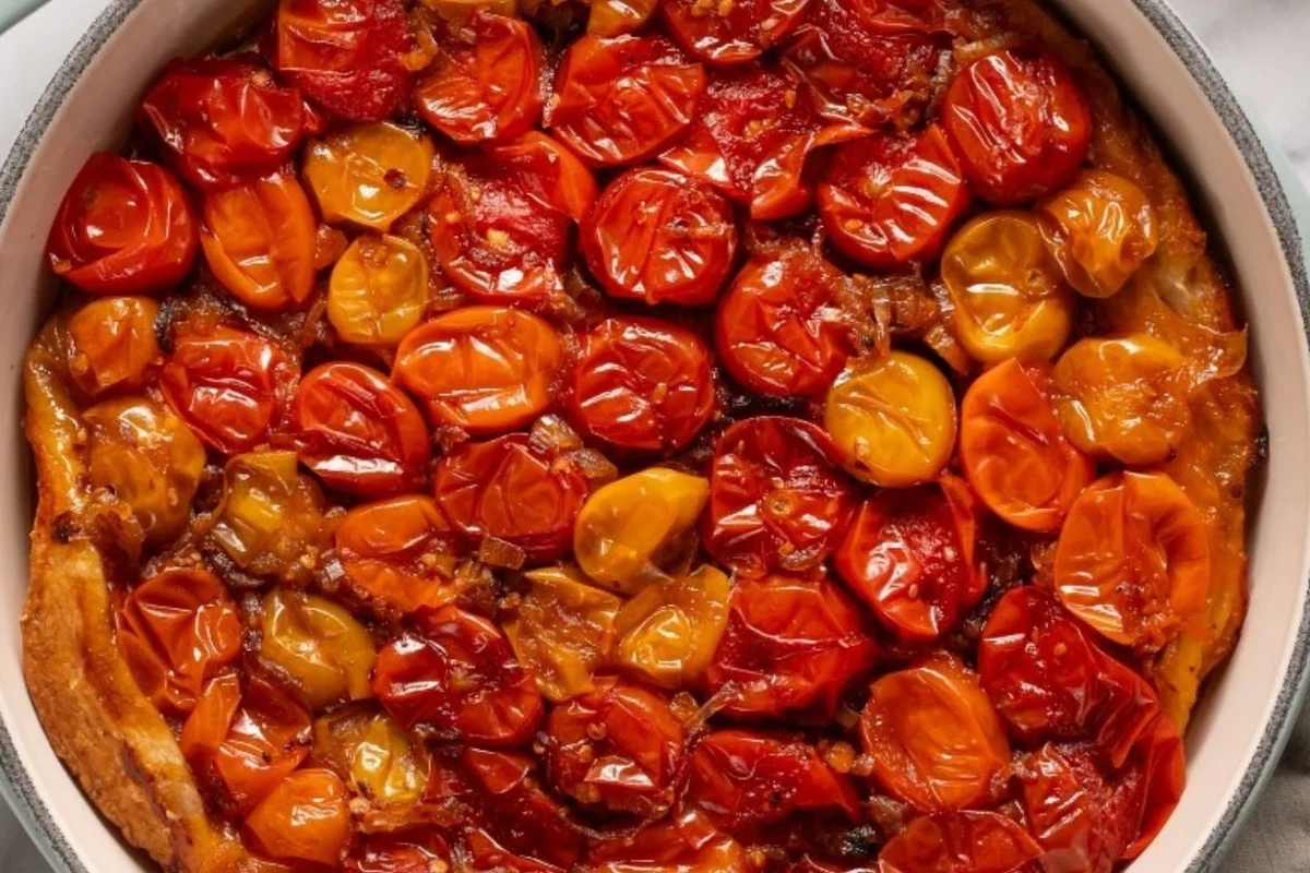 Cherry tomato Tatin tart with cheddar