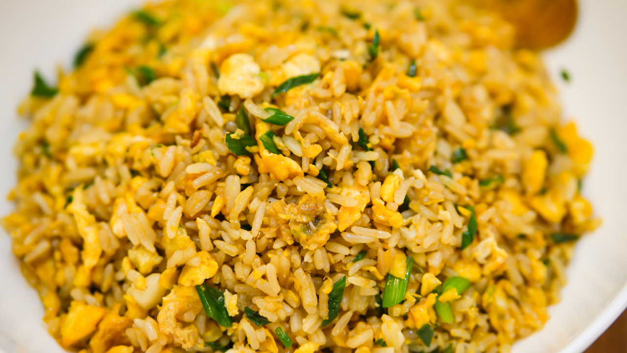 Image of The Best Chinese Egg Fried Rice Recipe (Ready in 5 Min)