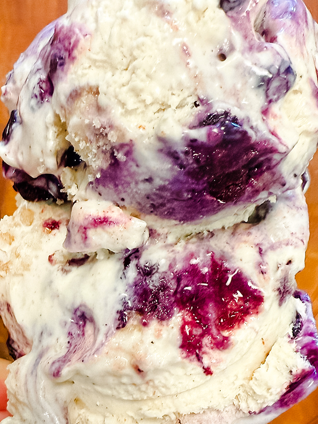 Image of Blueberry Crumble Ice Cream