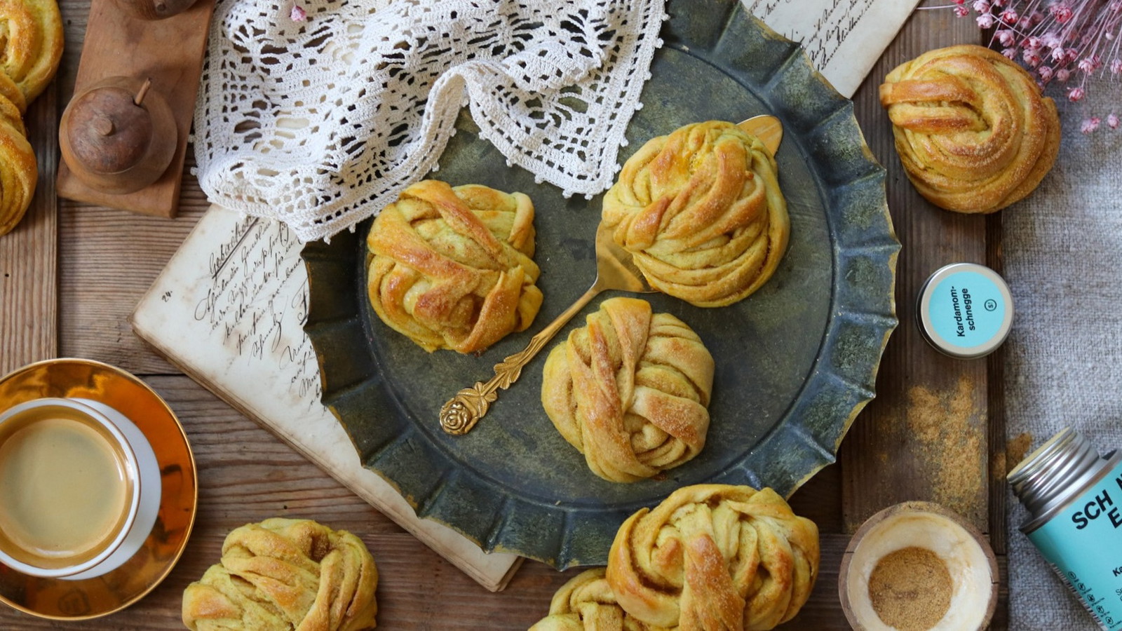 Kardamomschnegge - STAY SPICED ! Recipe