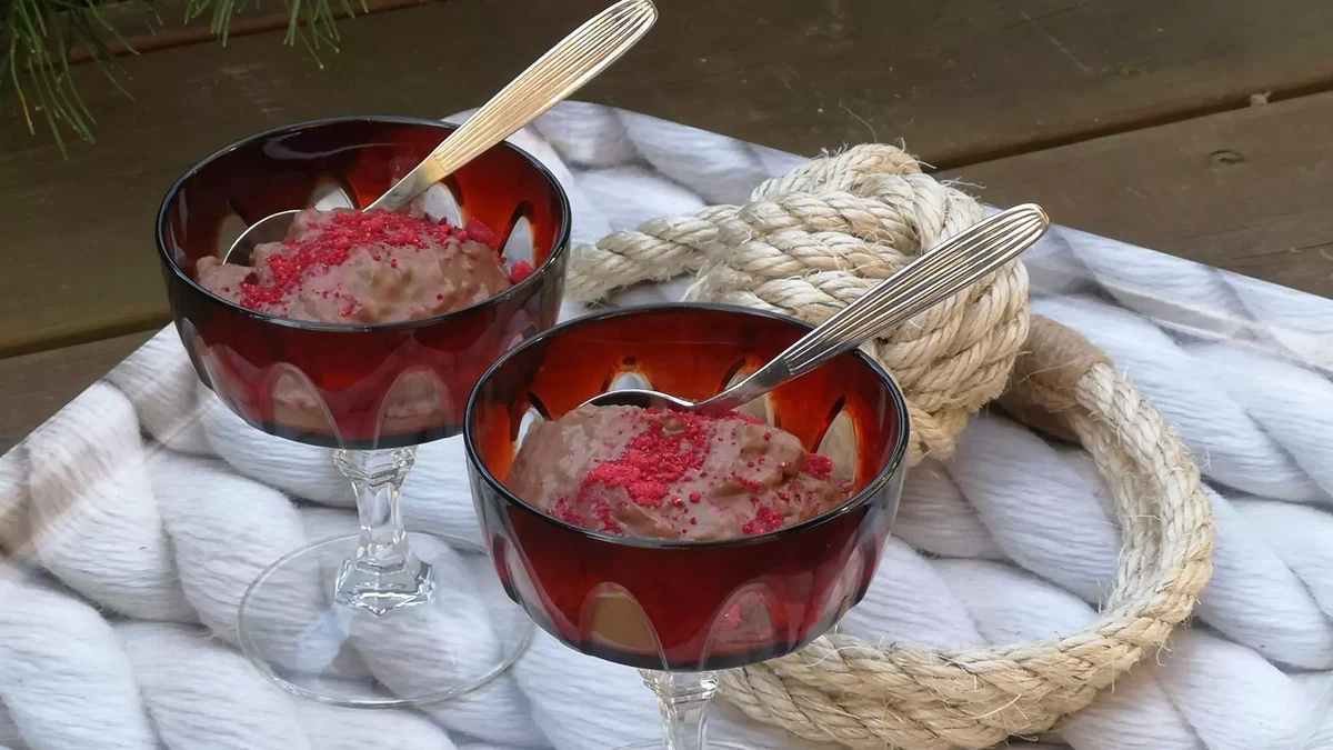 Tofu chocolate mousse