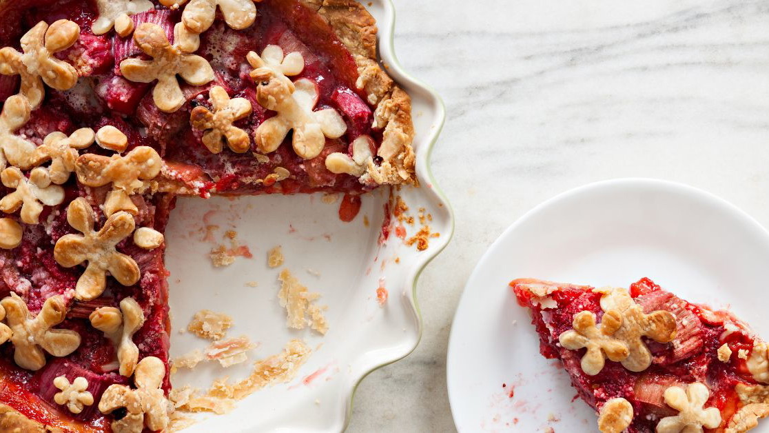 Image of 🥧 Tarte à la rhubarbe fondante & crousti-acidulée 🍰