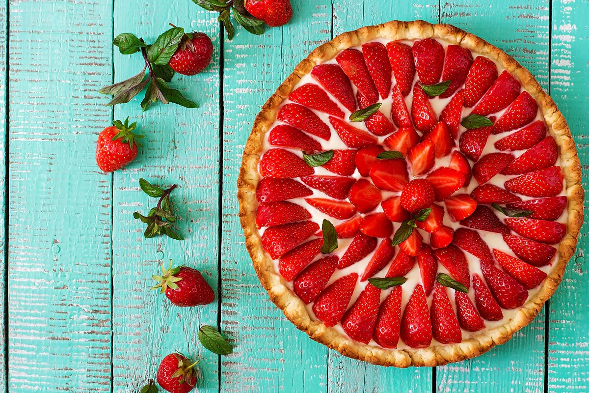No-Bake Greek Yogurt Tart