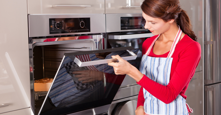 Image of 1️⃣ Préchauffe & fonce.Four 180 °C (chaleur tournante). Fonce le...