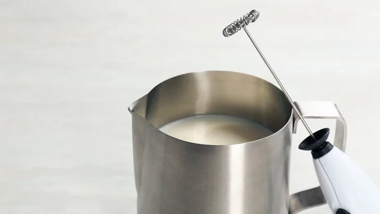 Image of If foam is your cup of tea, then the milk frother is you matcha latte's best friend! Add 2/3 cup of cold or hot milk of choice to the frother (making sure not to exceed the max lines) and turn...