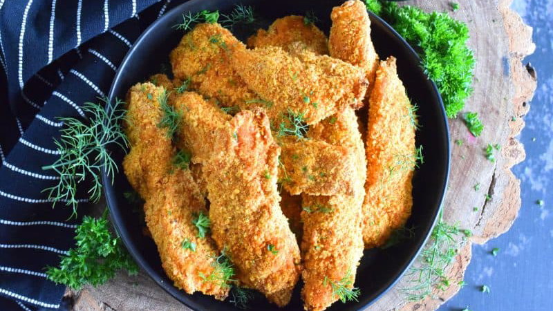Image de doigts de poulet à l’aneth citronné